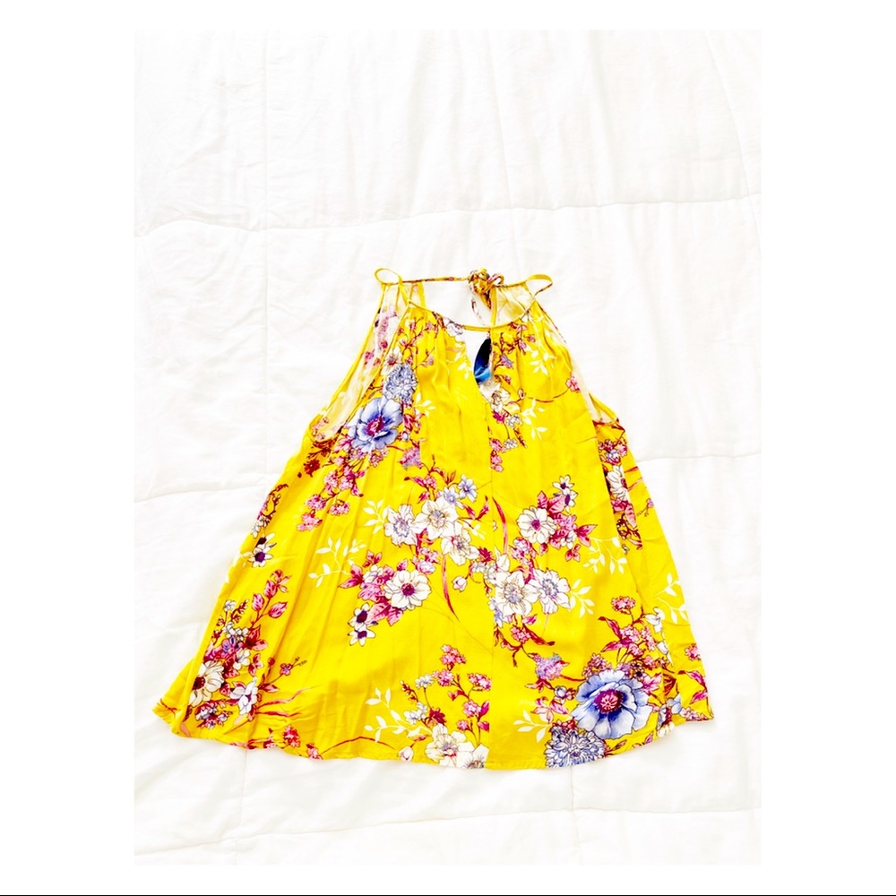 Franchesca’s high neck halter top size XS.